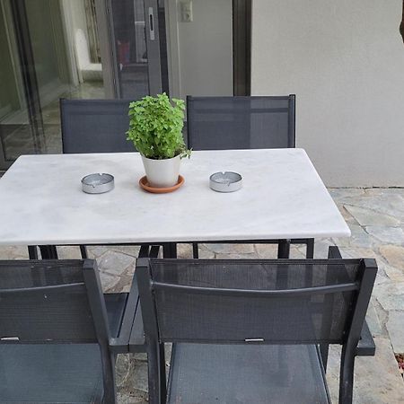 아나비소스 Charming Coastal Retreat 아파트 외부 사진